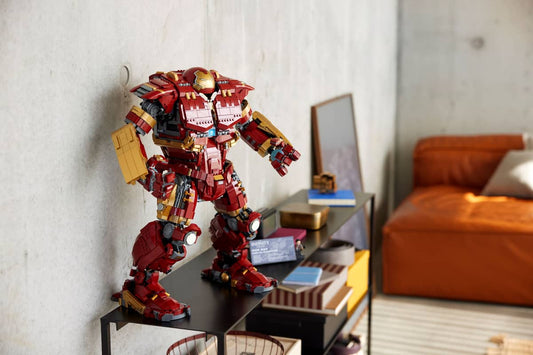 4049PCS Marvel Hulkbuster 76210