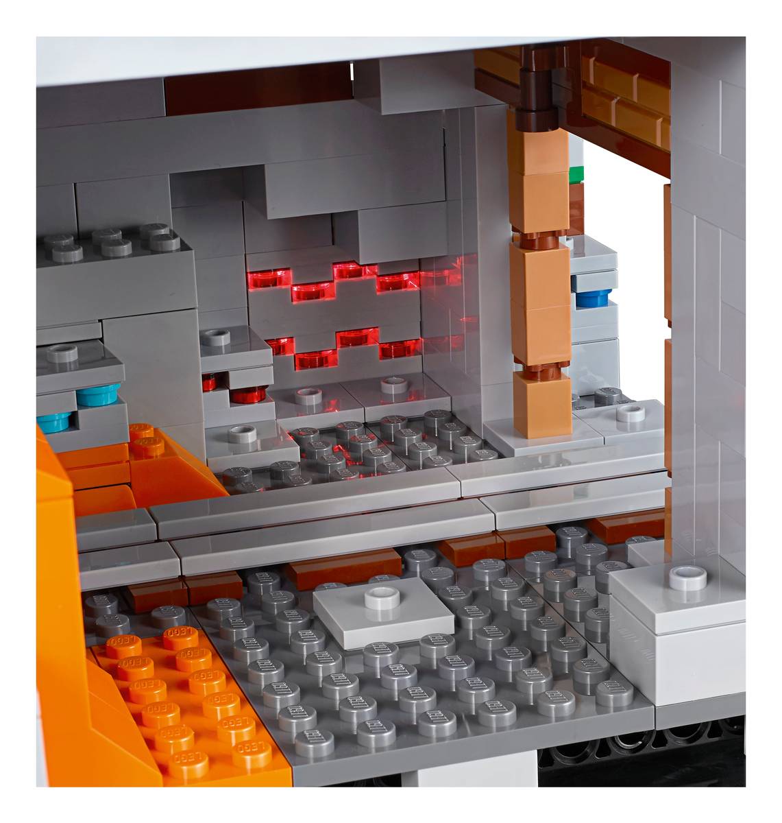 2688PCS Minecraft The Mountain Cave 21137