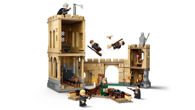651PCS Hogwarts Castle Flying Lessons Building Set 76447