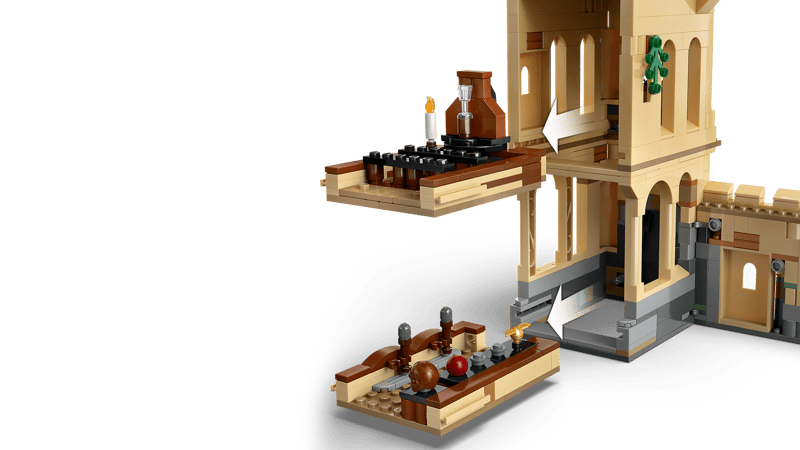 651PCS Hogwarts Castle Flying Lessons Building Set 76447